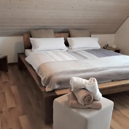 Apartman Ferienwohnung Feulner Im Schonen Trebgasttal Bei Bayreuth Harsdorf